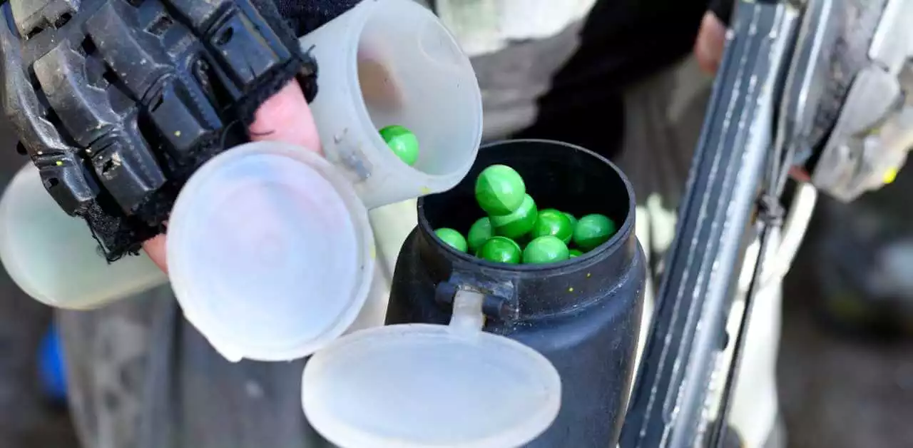 Paintballs Green